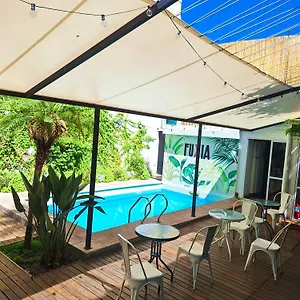 Fuxia Jungle Albergue